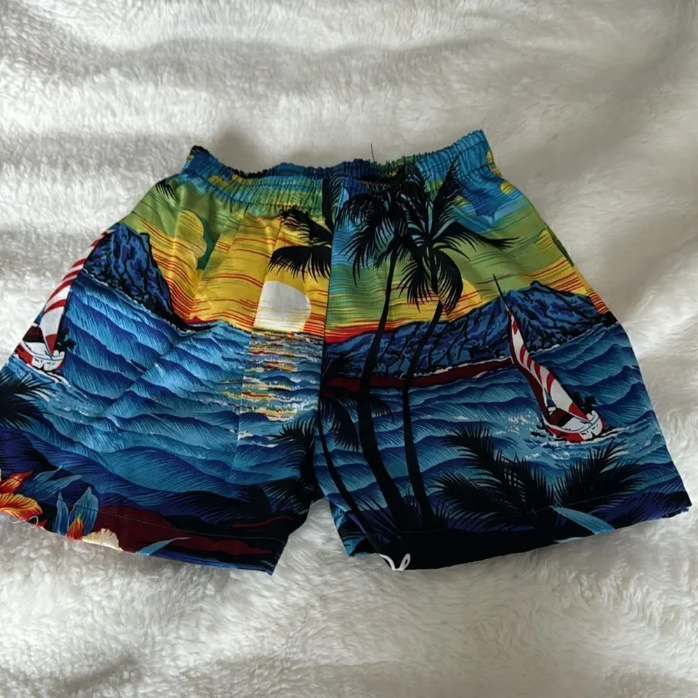 HAWAIIAN SHIRT & PANTS SET.